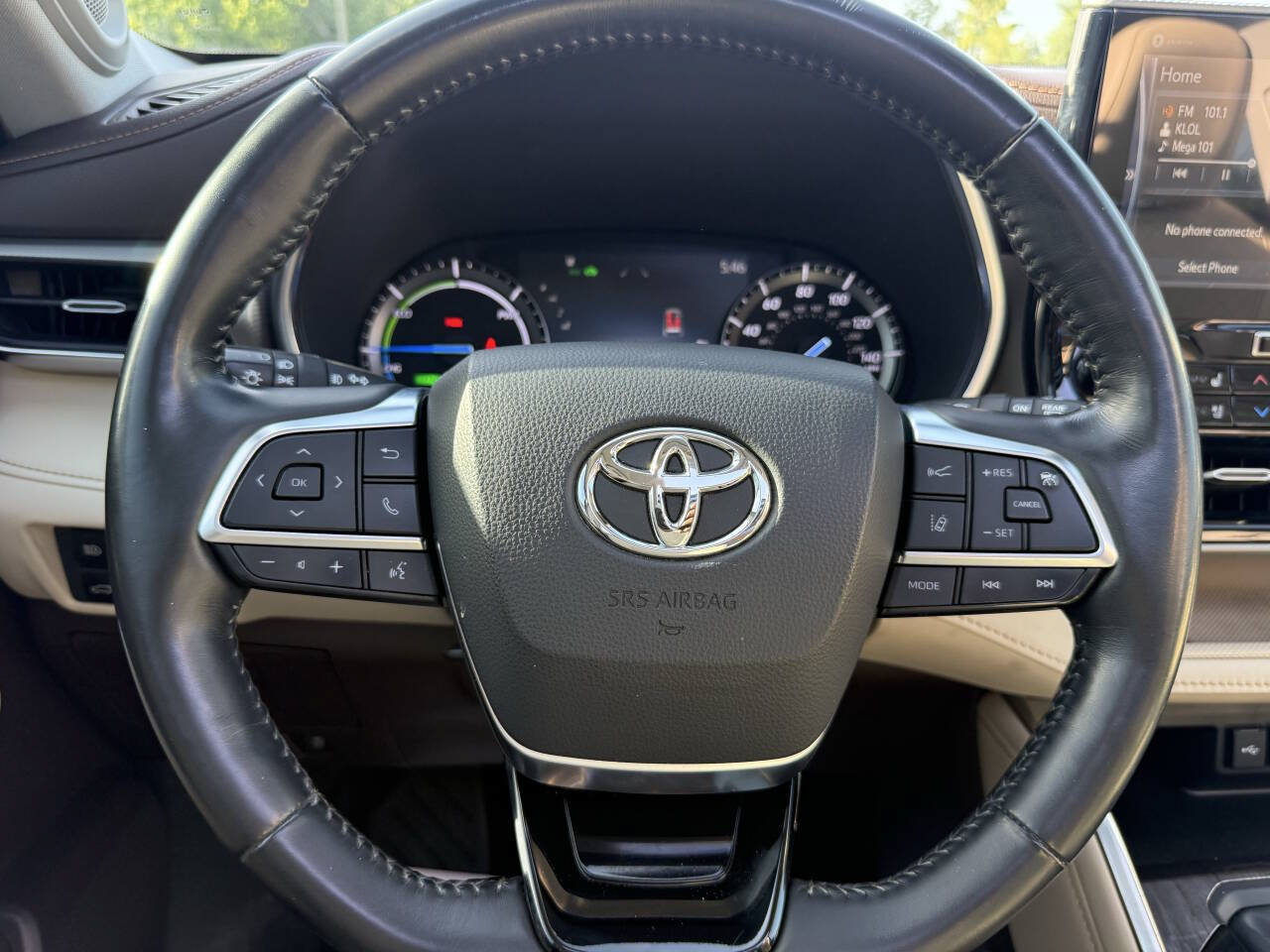 Used 2021 Toyota Highlander Platinum AWD/4WD image 25