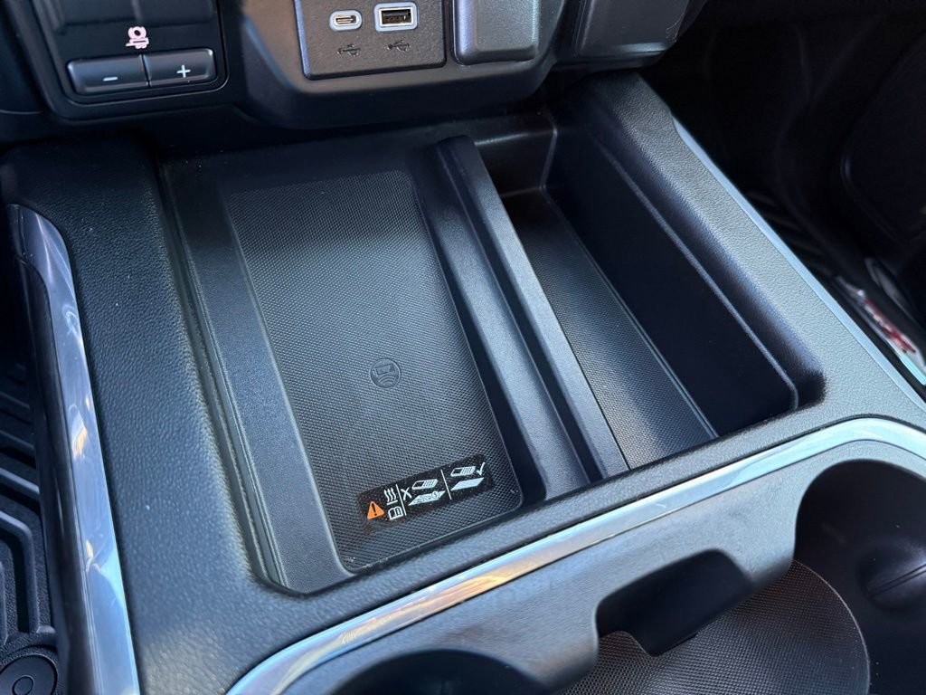 Used 2020 Chevrolet Silverado 2500 LTZ w/ LTZ Plus Package image 33