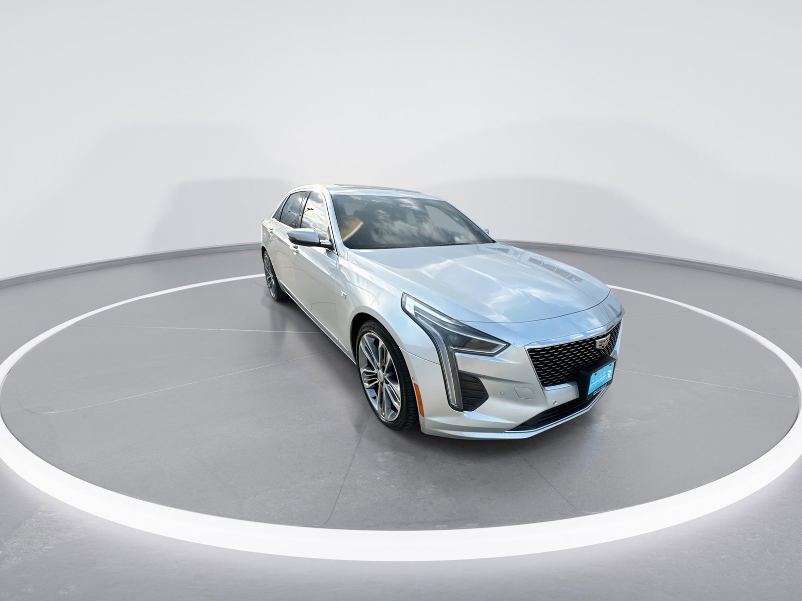 Used 2020 Cadillac CT6 Premium Luxury w/ LPO, Exterior Accent Package AWD/4WD image 2