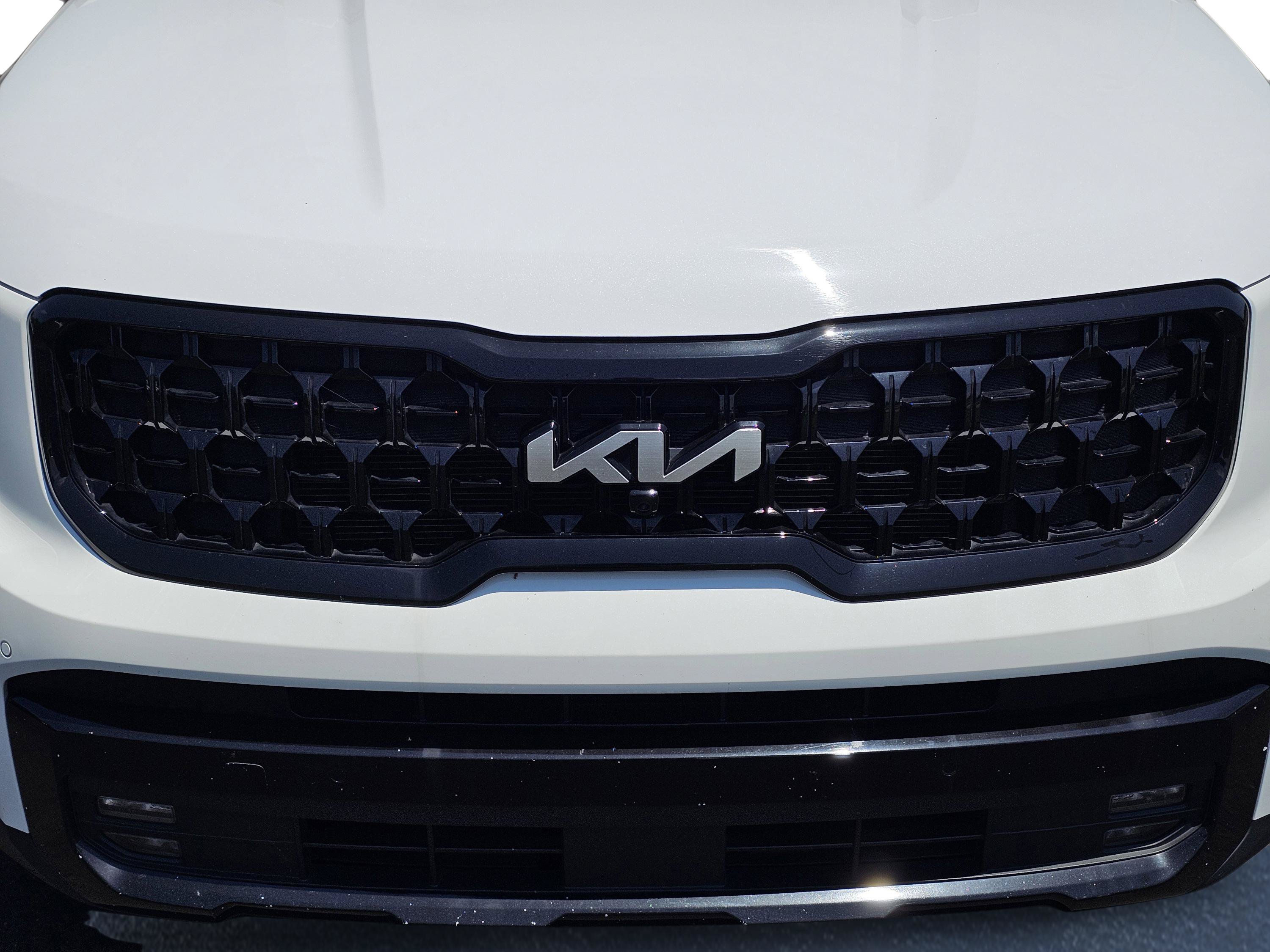 Used 2024 Kia Telluride SX Prestige X-Line AWD/4WD image 3