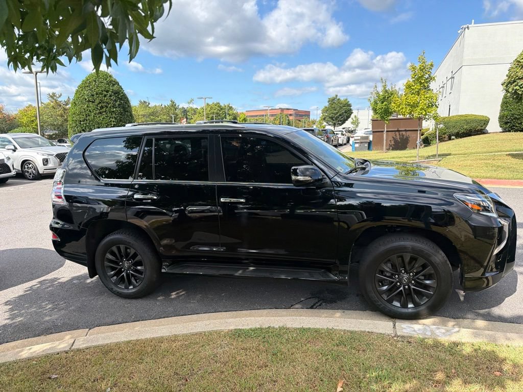 Used 2023 Lexus GX 460 Premium w/ Premium Package AWD/4WD image 4