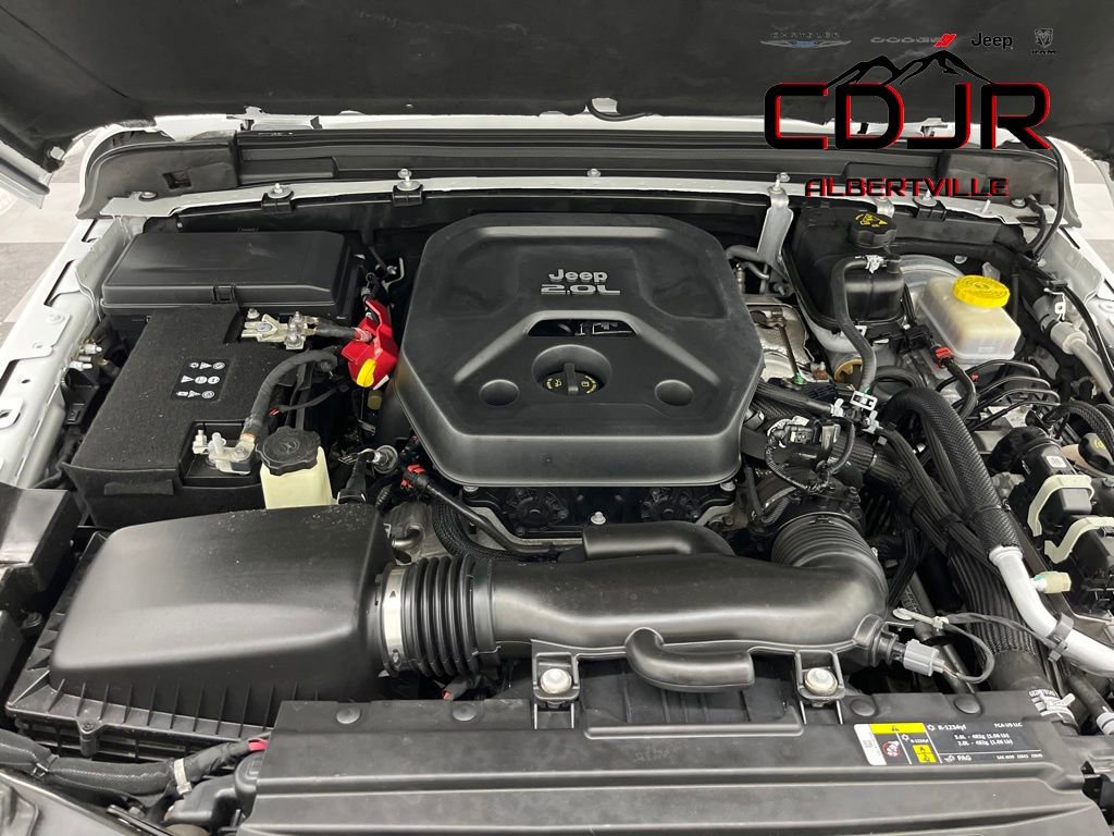 Used 2020 Jeep Wrangler Unlimited Sahara image 10