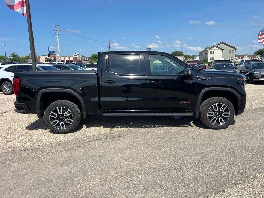 Used 2023 GMC Sierra 1500 AT4 w/ AT4 Premium Package AWD/4WD image 11