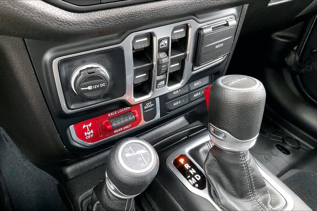 Used 2024 Jeep Gladiator Willys image 24