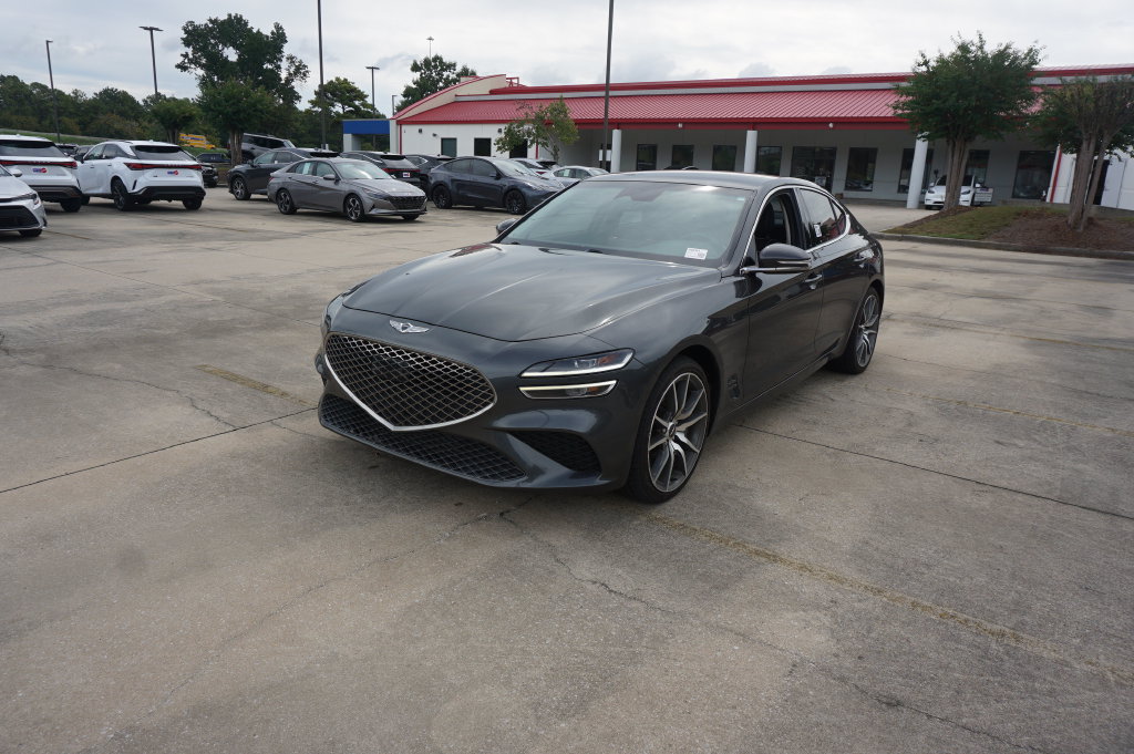 Used 2022 Genesis G70 3.3T RWD image 24