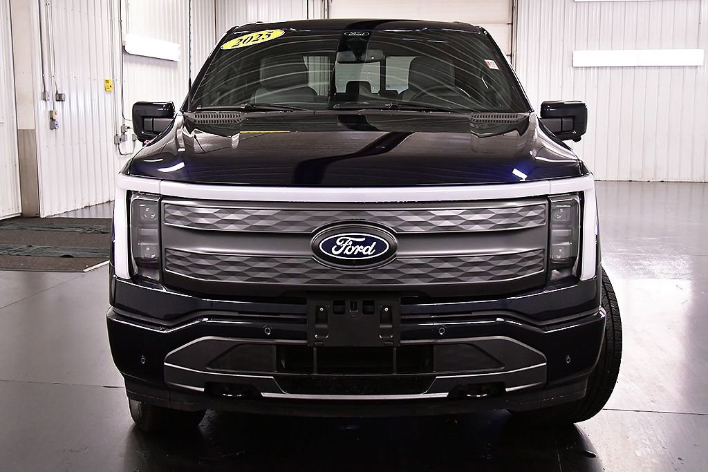 Used 2025 Ford F150 Lightning Lariat AWD/4WD image 2