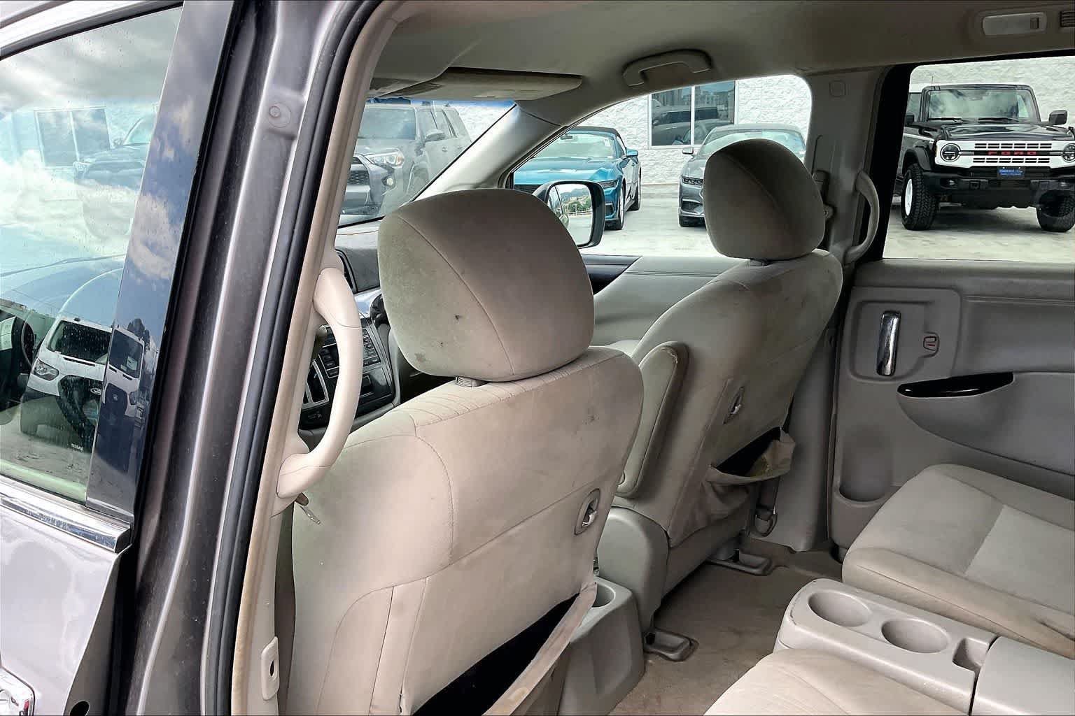 Used 2011 Nissan Quest SV FWD image 12