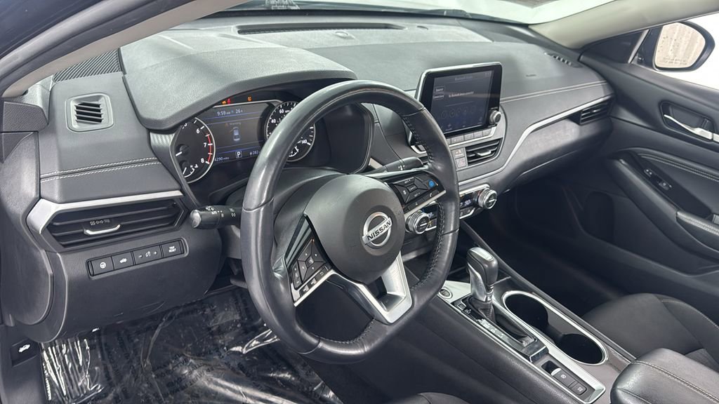 Used 2020 Nissan Altima 2.5 SV image 33