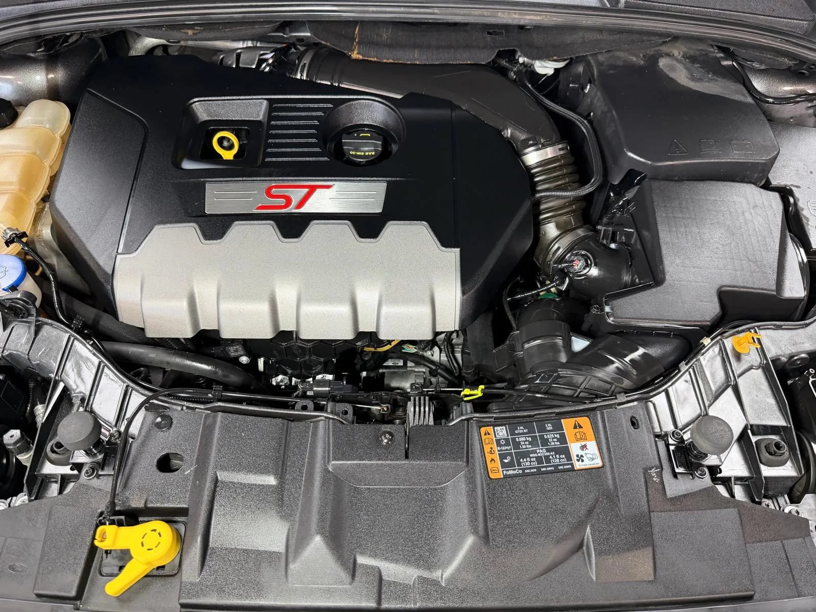 Used 2018 Ford Focus ST FWD image 12