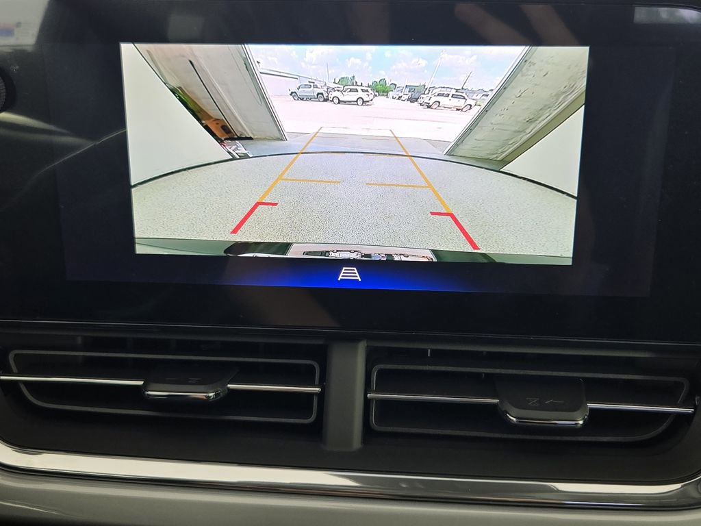 New 2026 Chevrolet Trax LT w/ Driver Confidence Package image 18