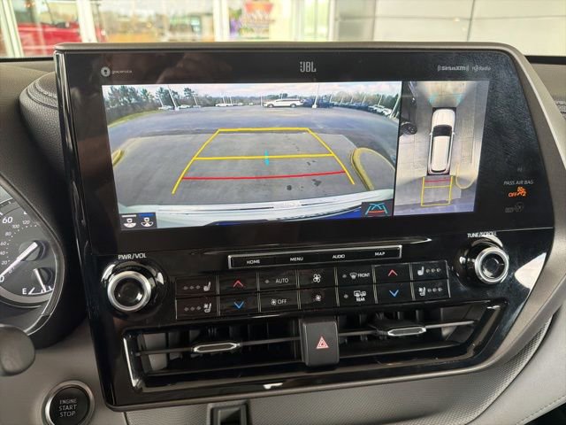 Used 2021 Toyota Highlander Limited FWD image 34