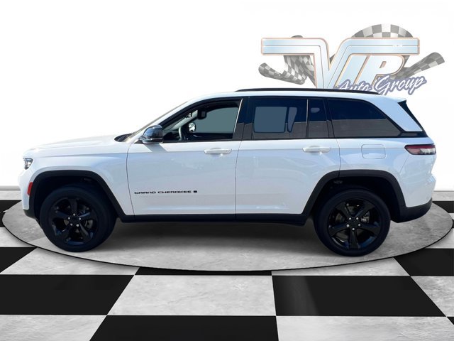 Certified 2023 Jeep Grand Cherokee Altitude AWD/4WD image 5