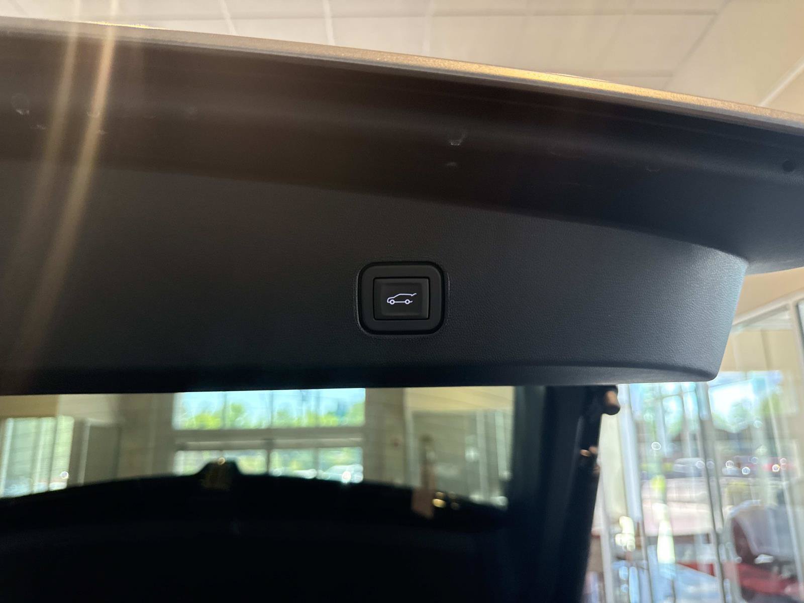 New 2026 Cadillac Lyriq V AWD/4WD image 13