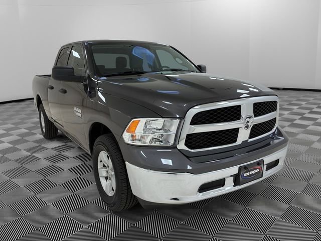 Used 2024 RAM 1500 Classic SLT AWD/4WD image 7