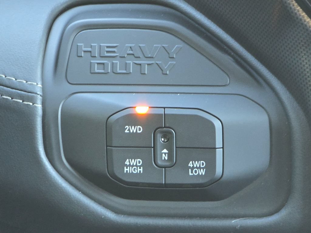 New 2026 RAM 2500 Limited AWD/4WD image 35