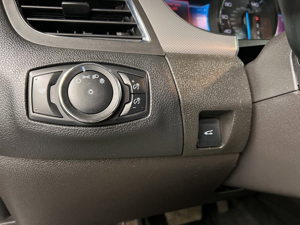 Used 2013 Ford Edge SEL image 20