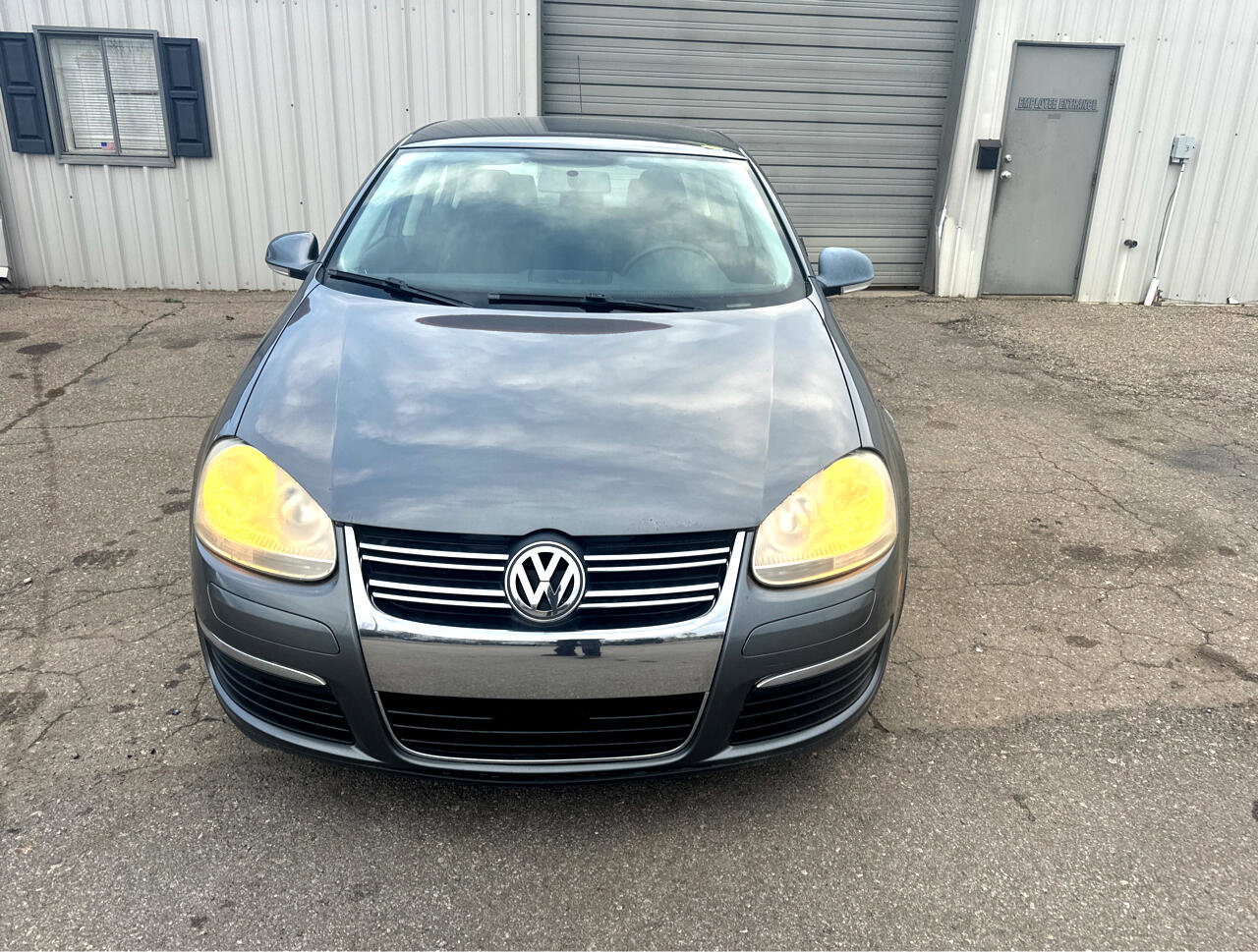 Used 2009 Volkswagen Jetta S image 4
