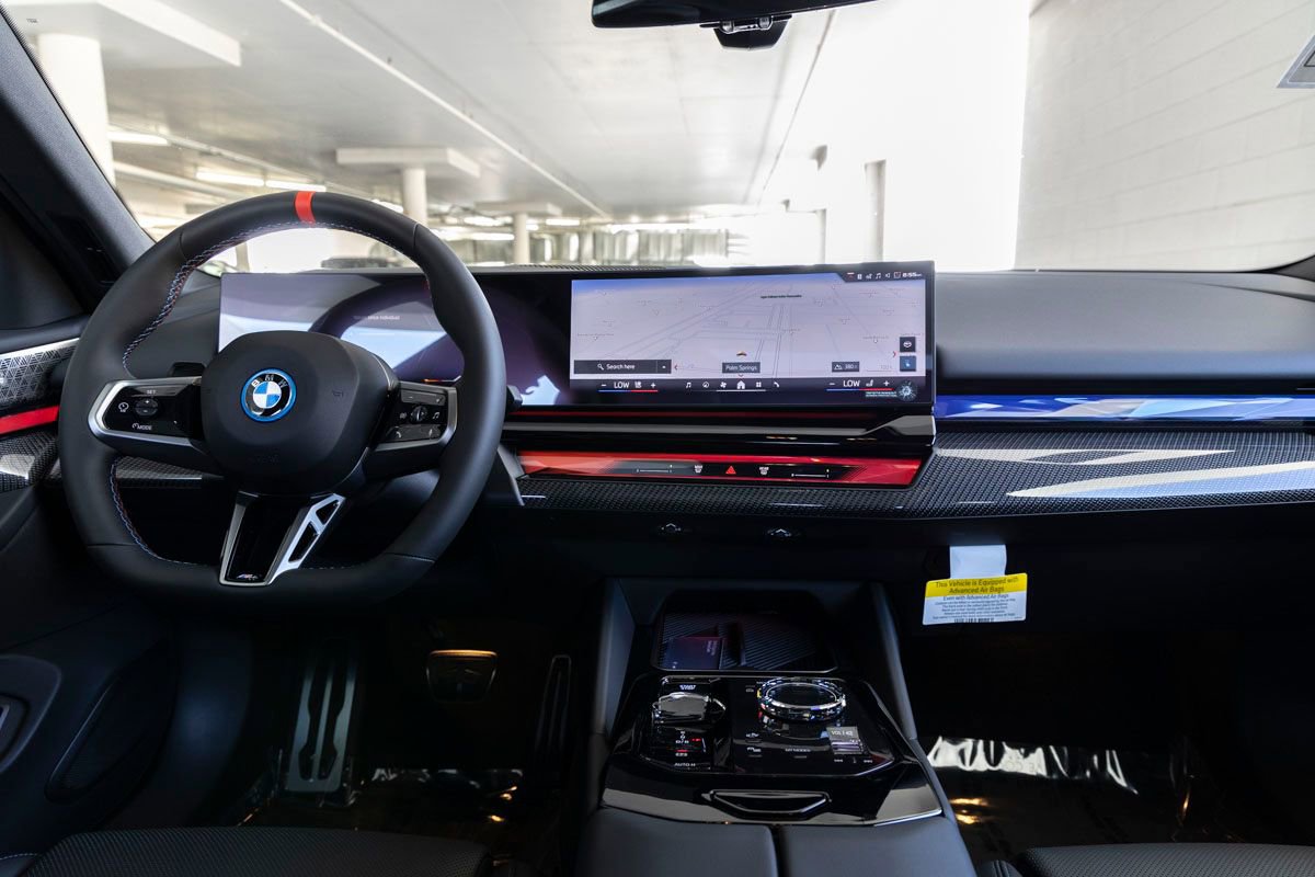 New 2026 BMW i5 w/ Executive Package AWD/4WD image 11