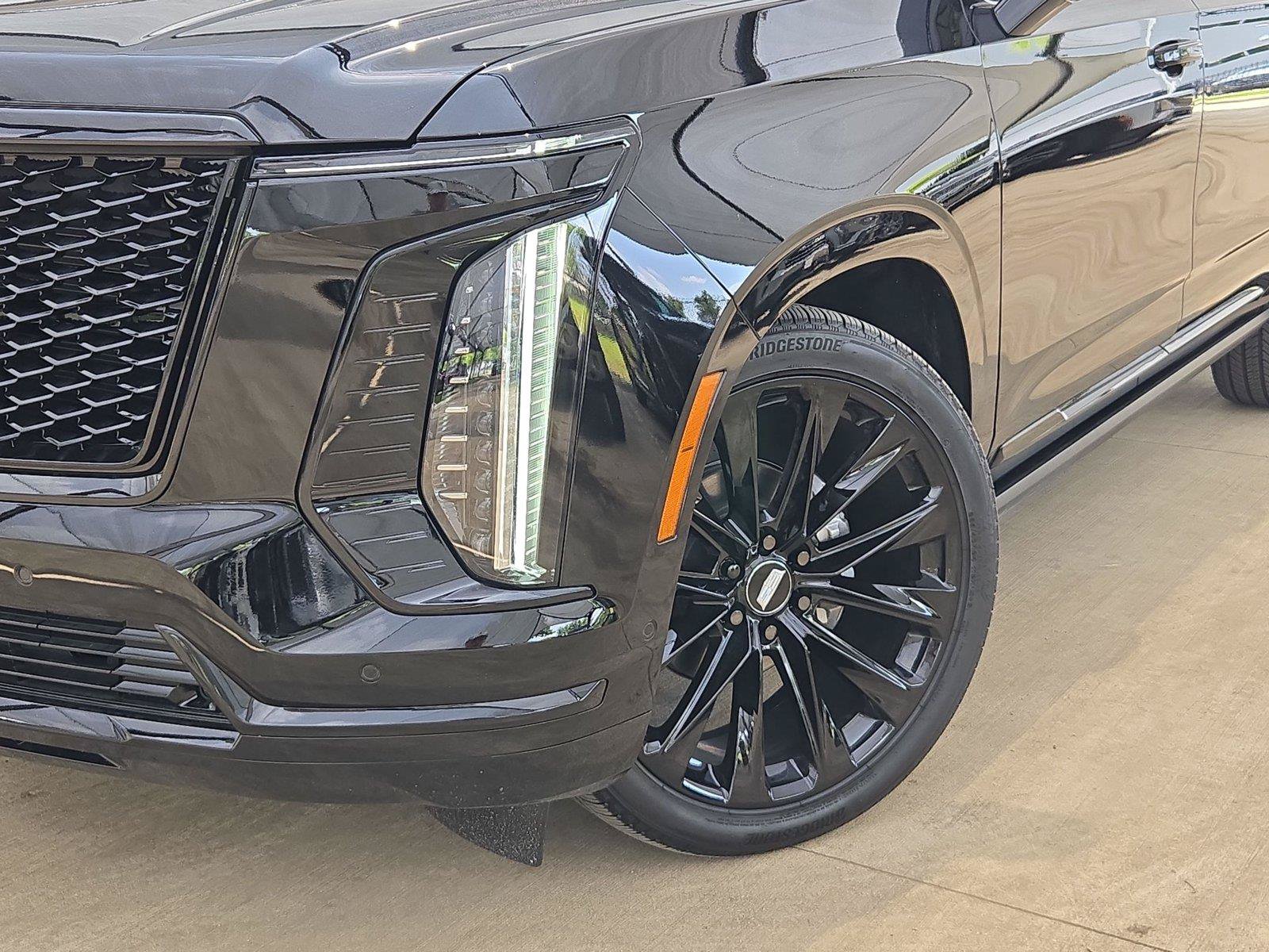 New 2026 Cadillac Escalade ESV Platinum Sport w/ LPO, ONYX Package AWD/4WD image 7