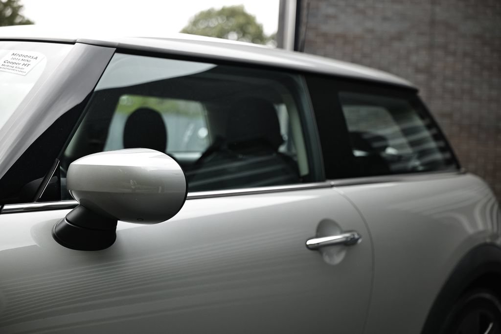 Used 2024 MINI Cooper 2-Door Hardtop FWD image 10