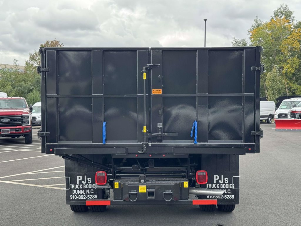 New 2026 Ford F550 4x4 Regular Cab Super Duty image 4