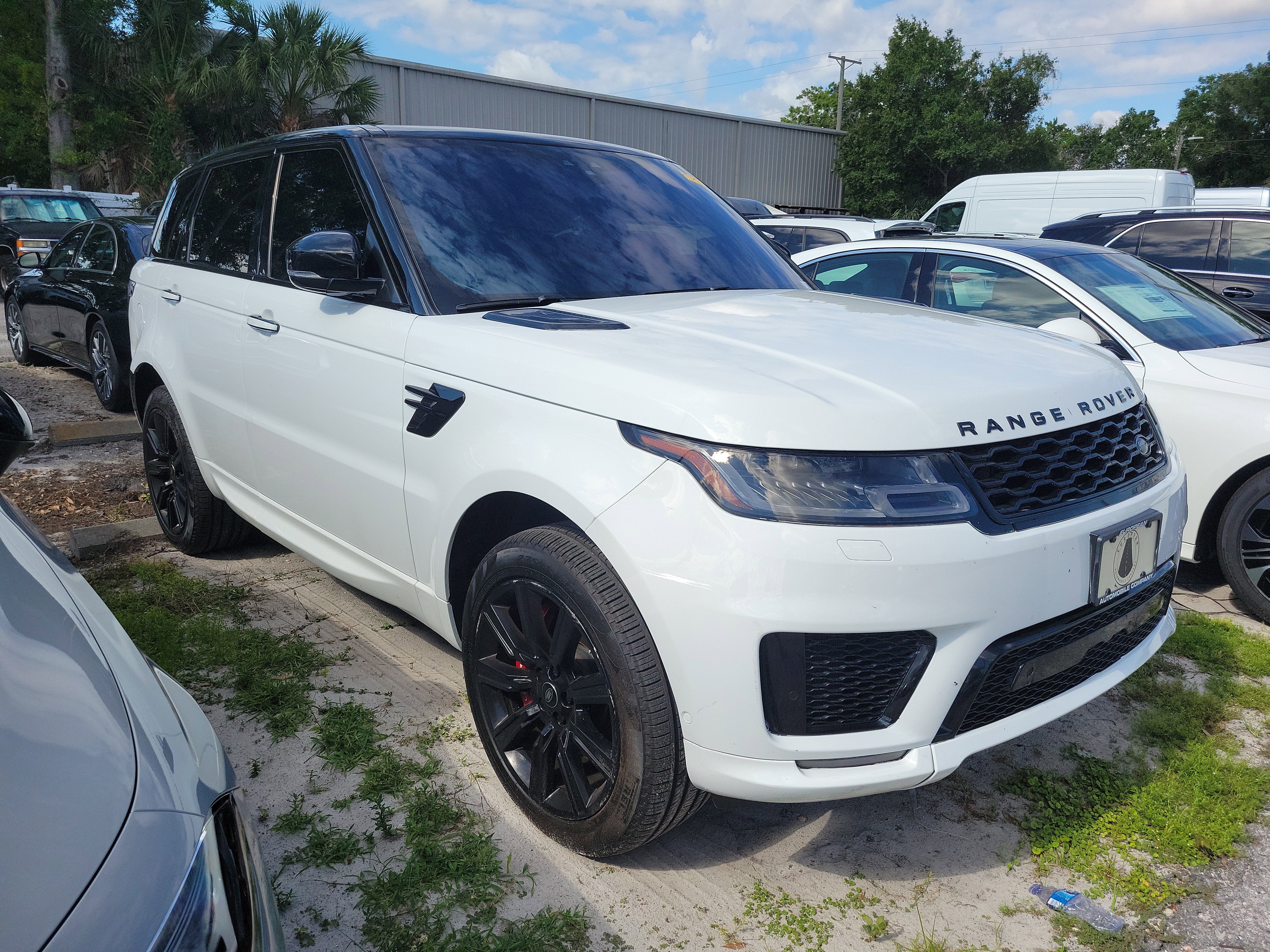 Used 2021 Land Rover Range Rover Sport HST AWD/4WD image 2