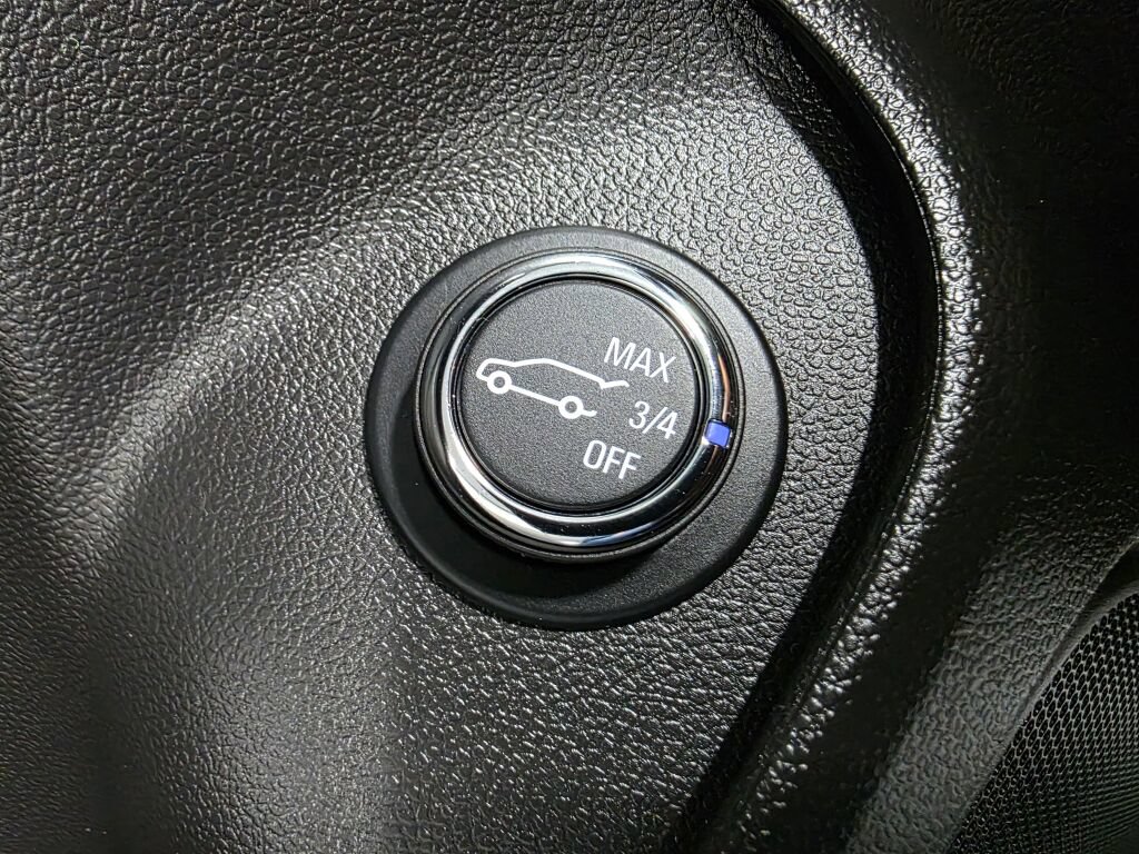 Used 2026 Buick Encore GX Sport Touring w/ Comfort Package AWD/4WD image 13