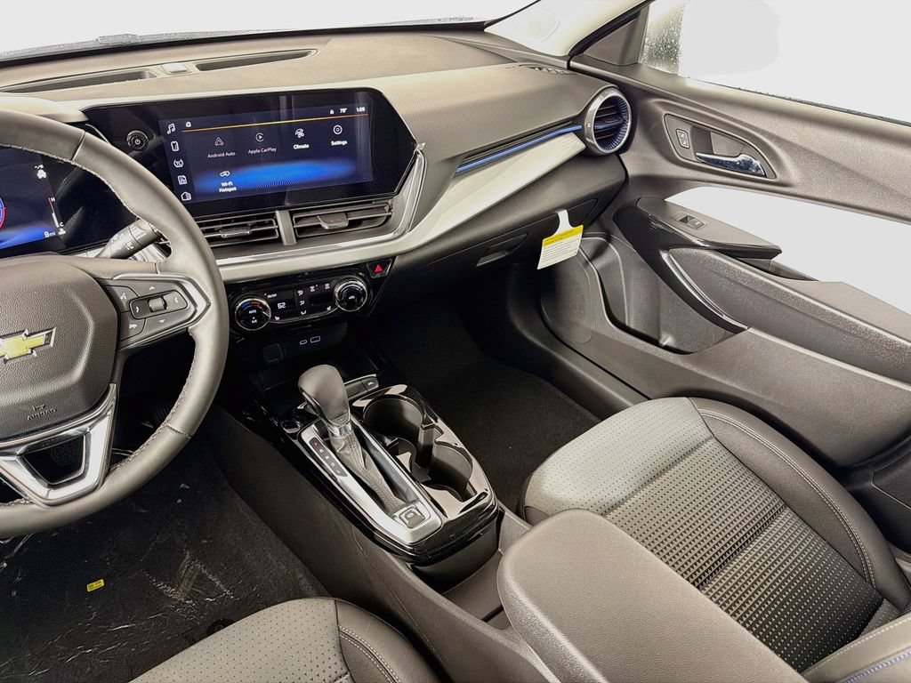 New 2026 Chevrolet Trax LT w/ Driver Confidence Package FWD image 22