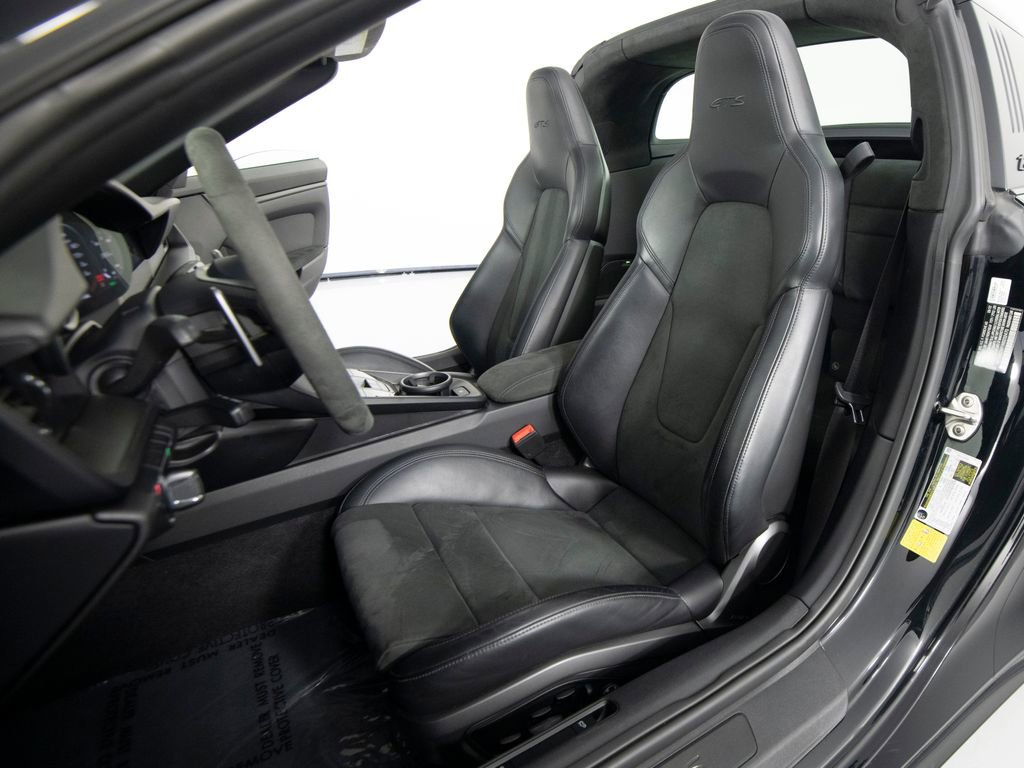 Certified 2022 Porsche 911 Targa 4 GTS w/ Premium Package AWD/4WD image 18