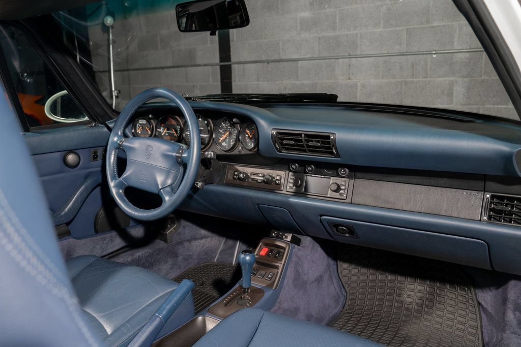 Used 1995 Porsche 911 Cabriolet image 27