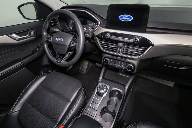Used 2022 Ford Escape SEL image 18
