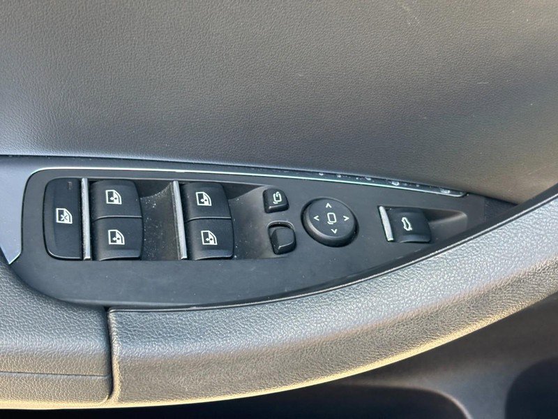 Used 2019 BMW X3 xDrive30i w/ Convenience Package image 16