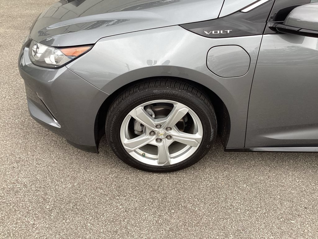 Used 2019 Chevrolet Volt LT w/ Comfort Package FWD image 28
