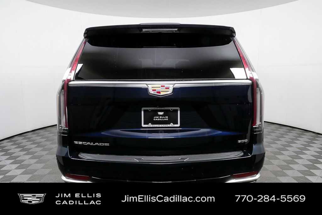 Used 2023 Cadillac Escalade Premium Luxury Platinum w/ Heavy-Duty Trailer Package image 30