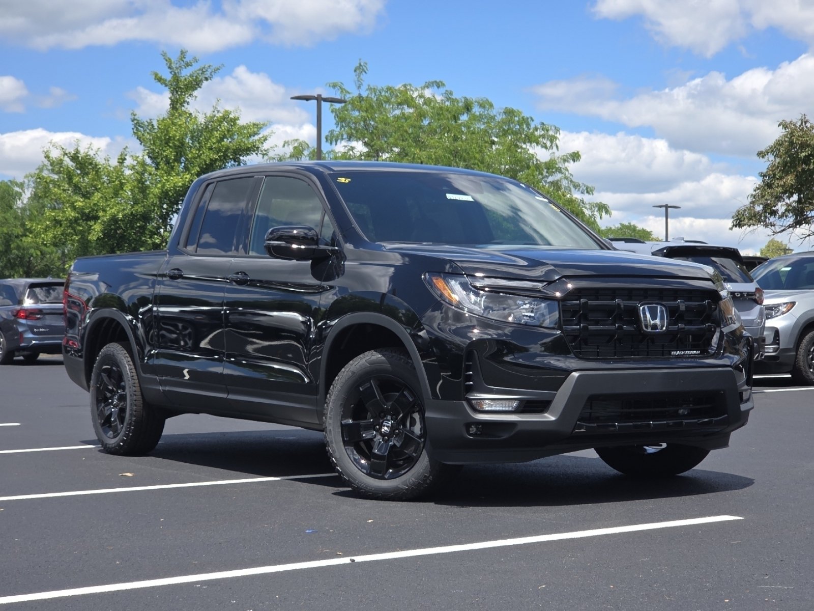 New 2026 Honda Ridgeline Black Edition image 2