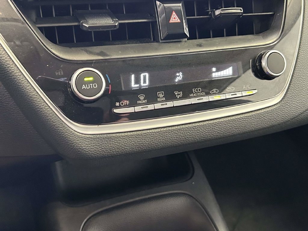Certified 2025 Toyota Corolla LE FWD image 24