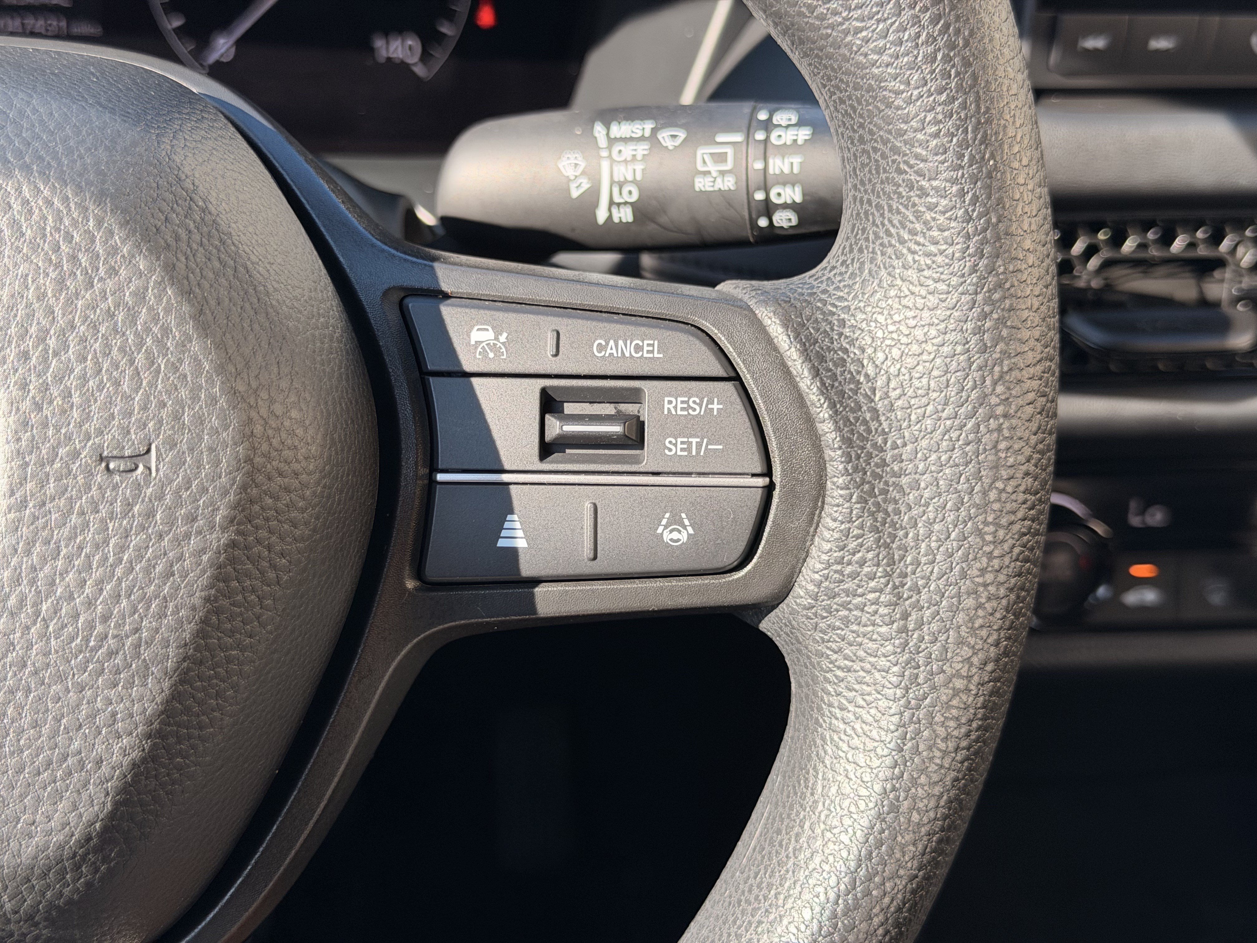 Used 2023 Honda HR-V LX image 26
