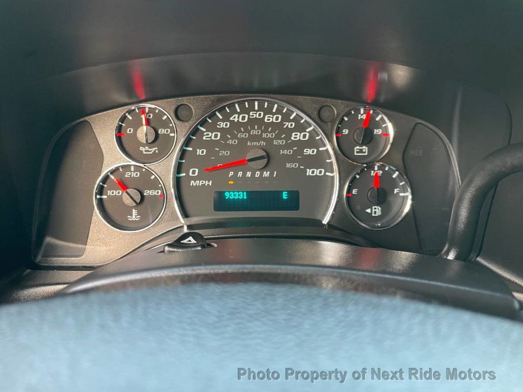 Used 2020 Chevrolet Express 3500 2020 CHEVROLET EXPRESS 3500 V6 w/ Driver Convenience Package image 14