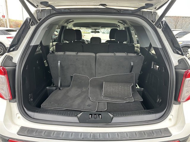 Certified 2022 Ford Explorer XLT image 42