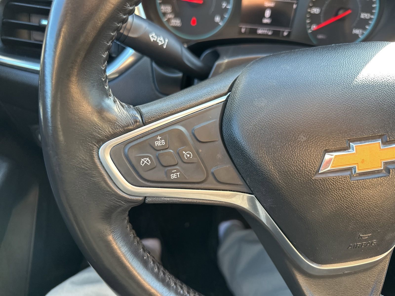 Used 2018 Chevrolet Equinox LT AWD/4WD image 26