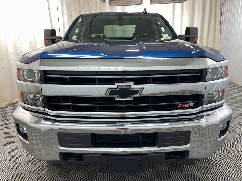 Used 2019 Chevrolet Silverado 2500 LT w/ LT Convenience Package AWD/4WD image 11