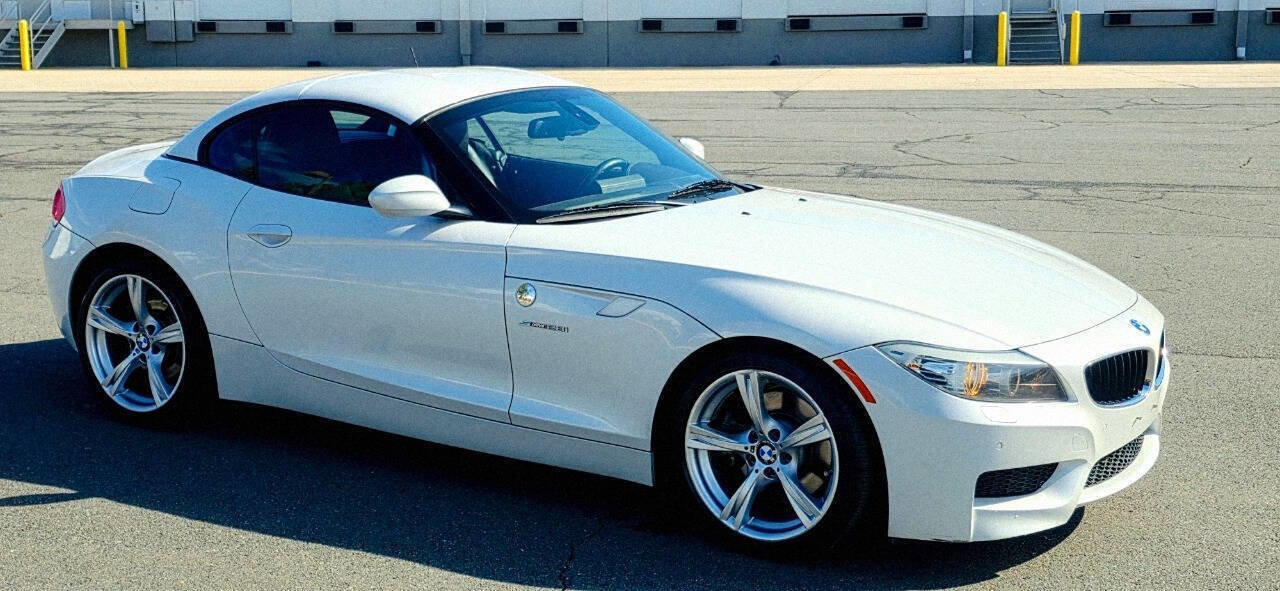 Used 2012 BMW Z4 sDrive28i image 4