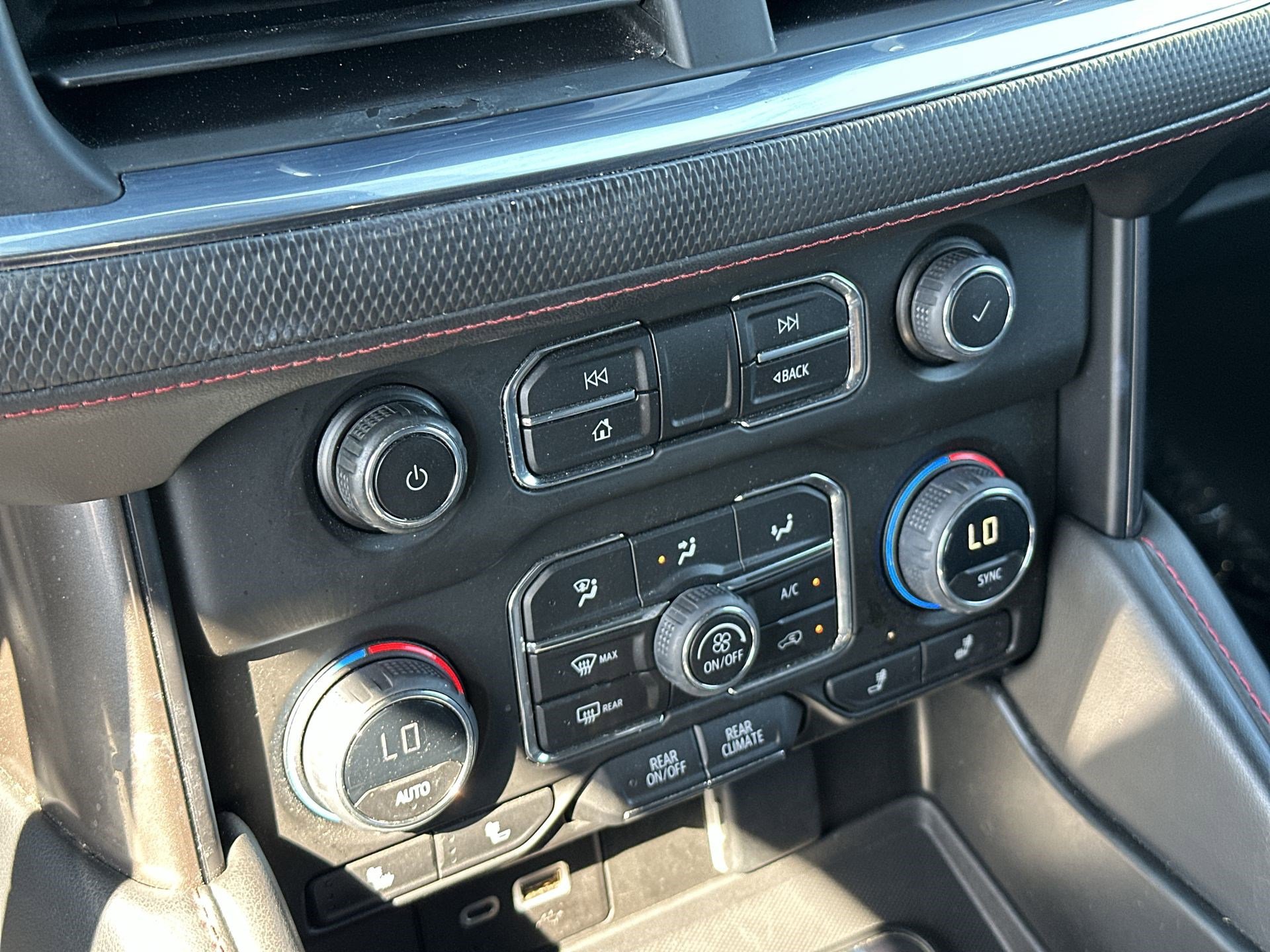 Used 2023 Chevrolet Tahoe RST w/ Luxury Package RWD image 16