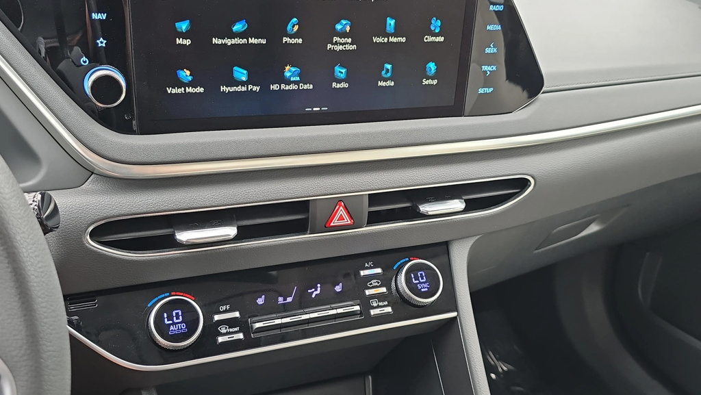 Certified 2023 Hyundai Sonata SEL FWD image 11