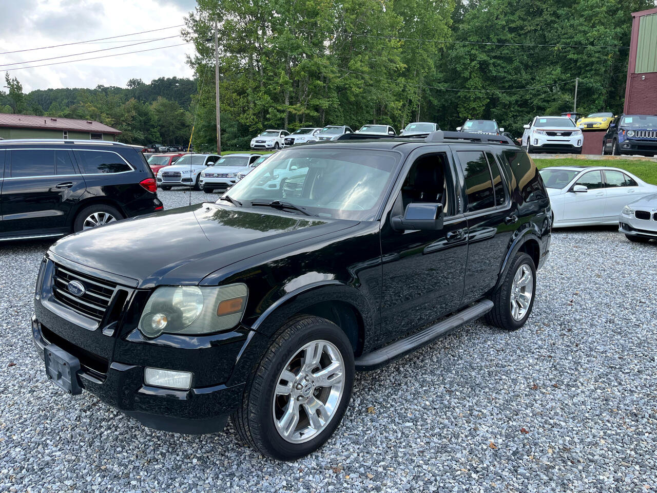 Used 2010 Ford Explorer XLT image 4