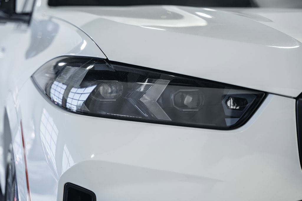 Used 2024 BMW X5 M60i image 19