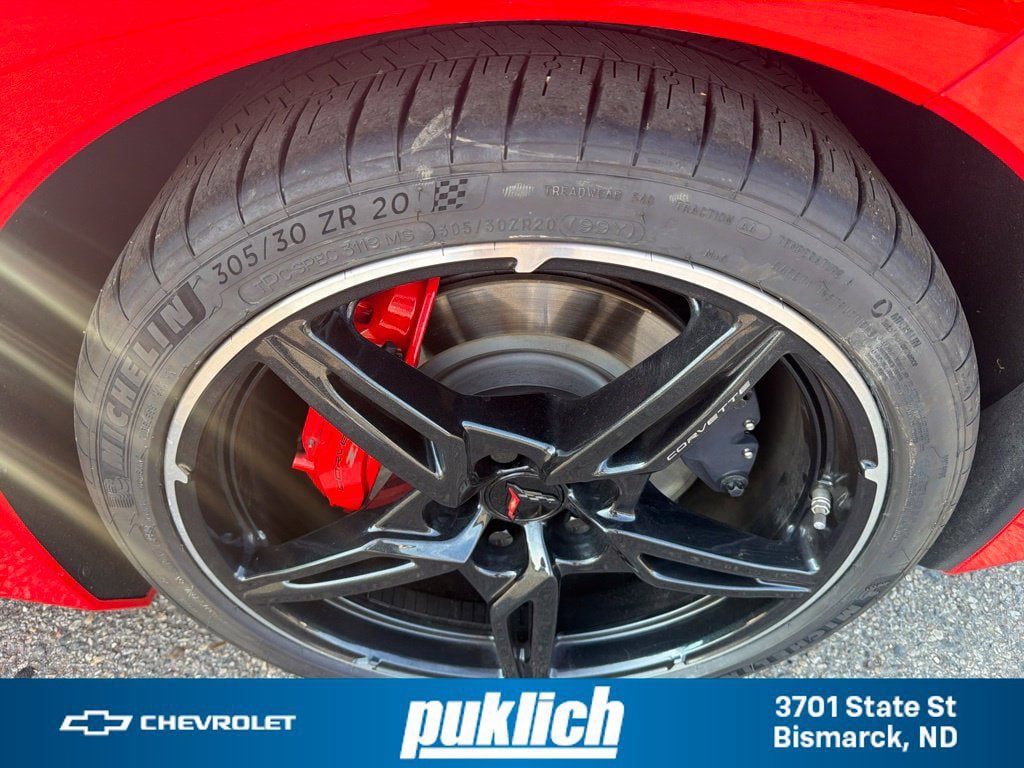 Certified 2021 Chevrolet Corvette Stingray Premium Cpe w/ Z51 Performance Package RWD image 31
