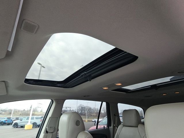 Used 2017 Buick Enclave Premium w/ Experience Buick Package image 40