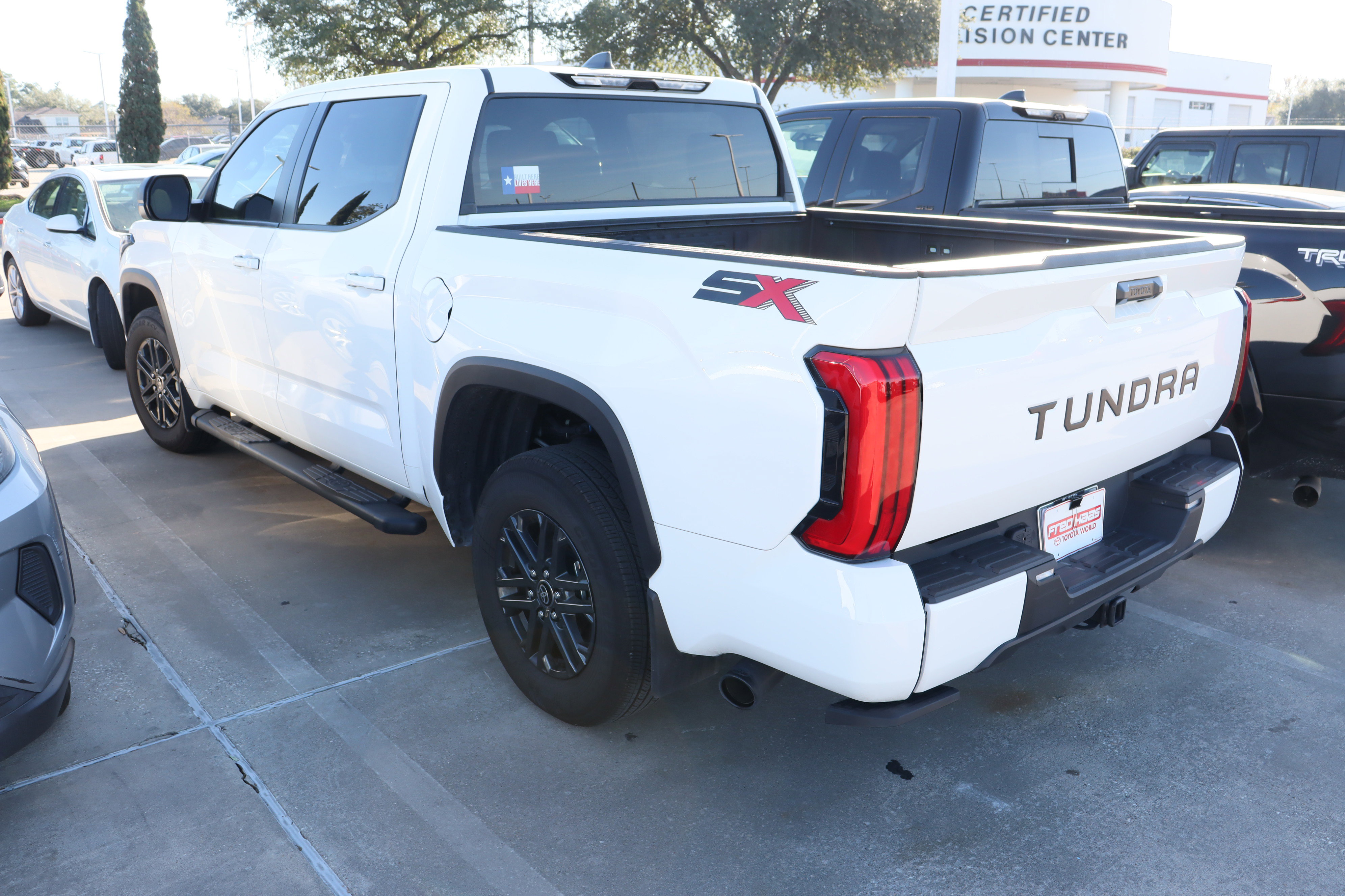 Used 2025 Toyota Tundra SR5 image 7