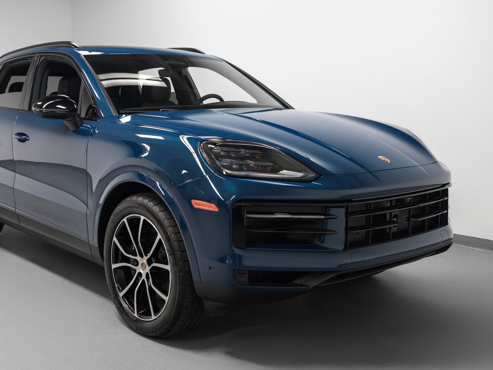 New 2026 Porsche Cayenne AWD/4WD image 9